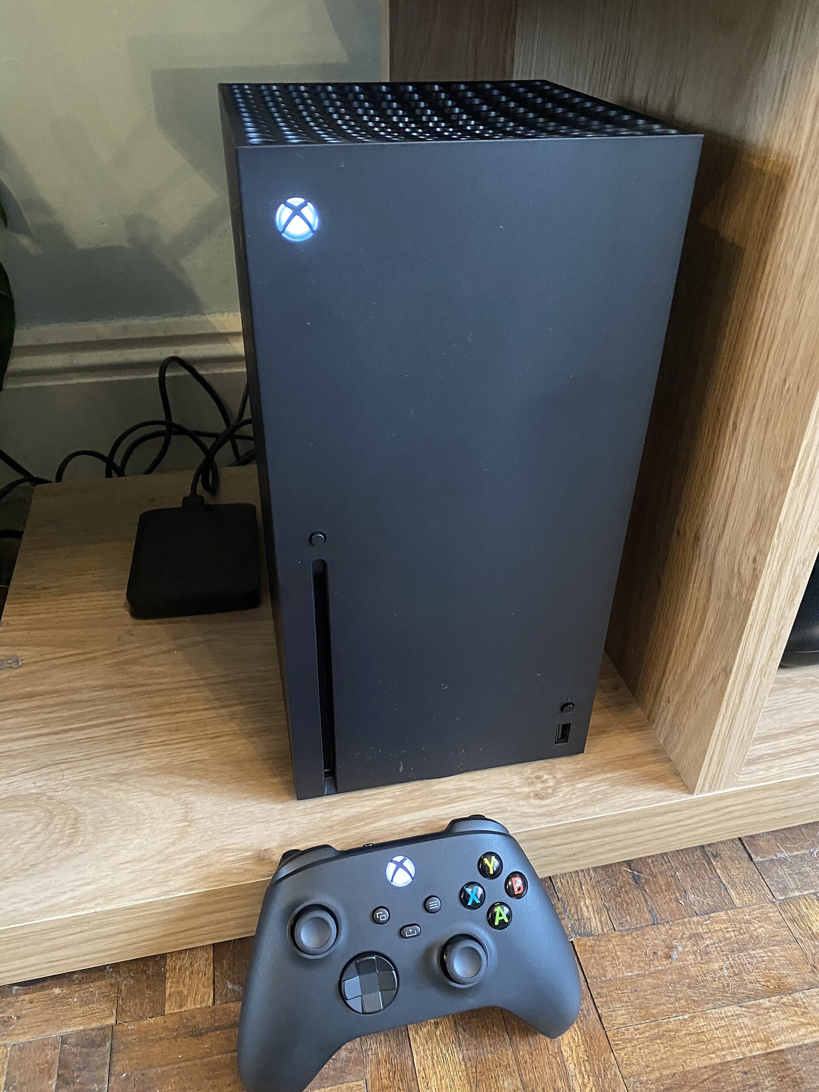 Xbox fiziksel oyun disklerini dijital kütüphaneye aktaran yeni sistemini test etmeye başlıyor — Meedye editoryal görseli