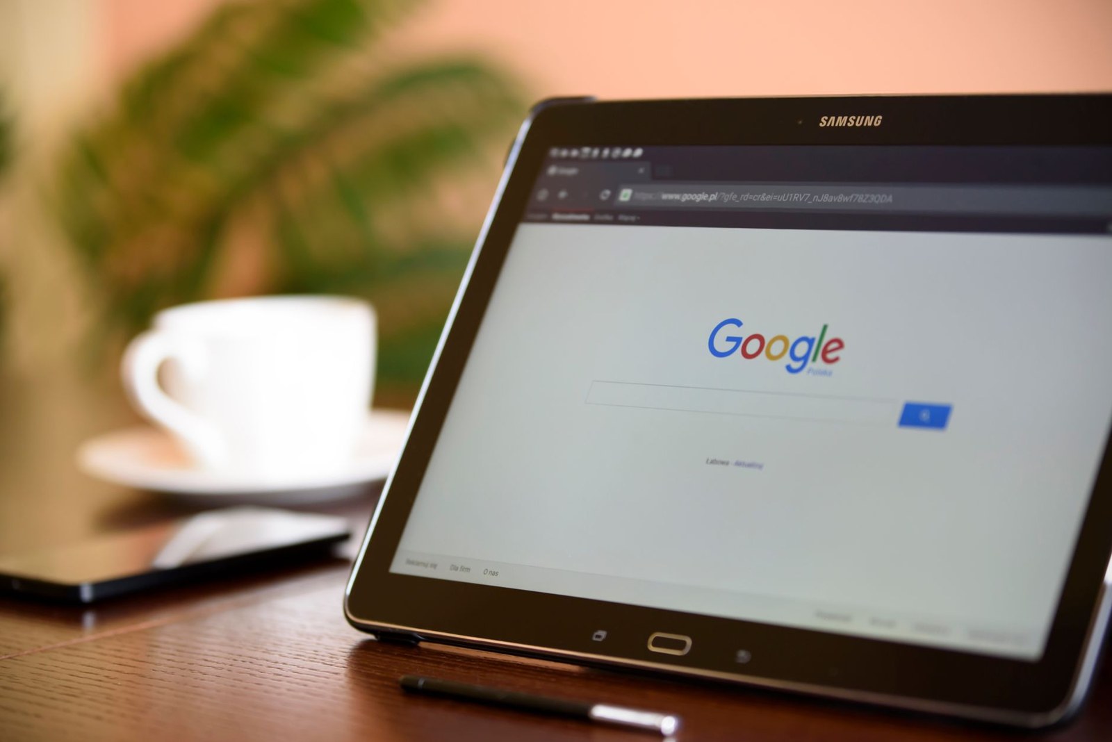 Google'dan Android Uygulama Geliştiricilerine Yeni Bellek Sınırı: Kurallara Uymayanlar Mağazada Geri Plana İtilecek — Meedye editoryal görseli