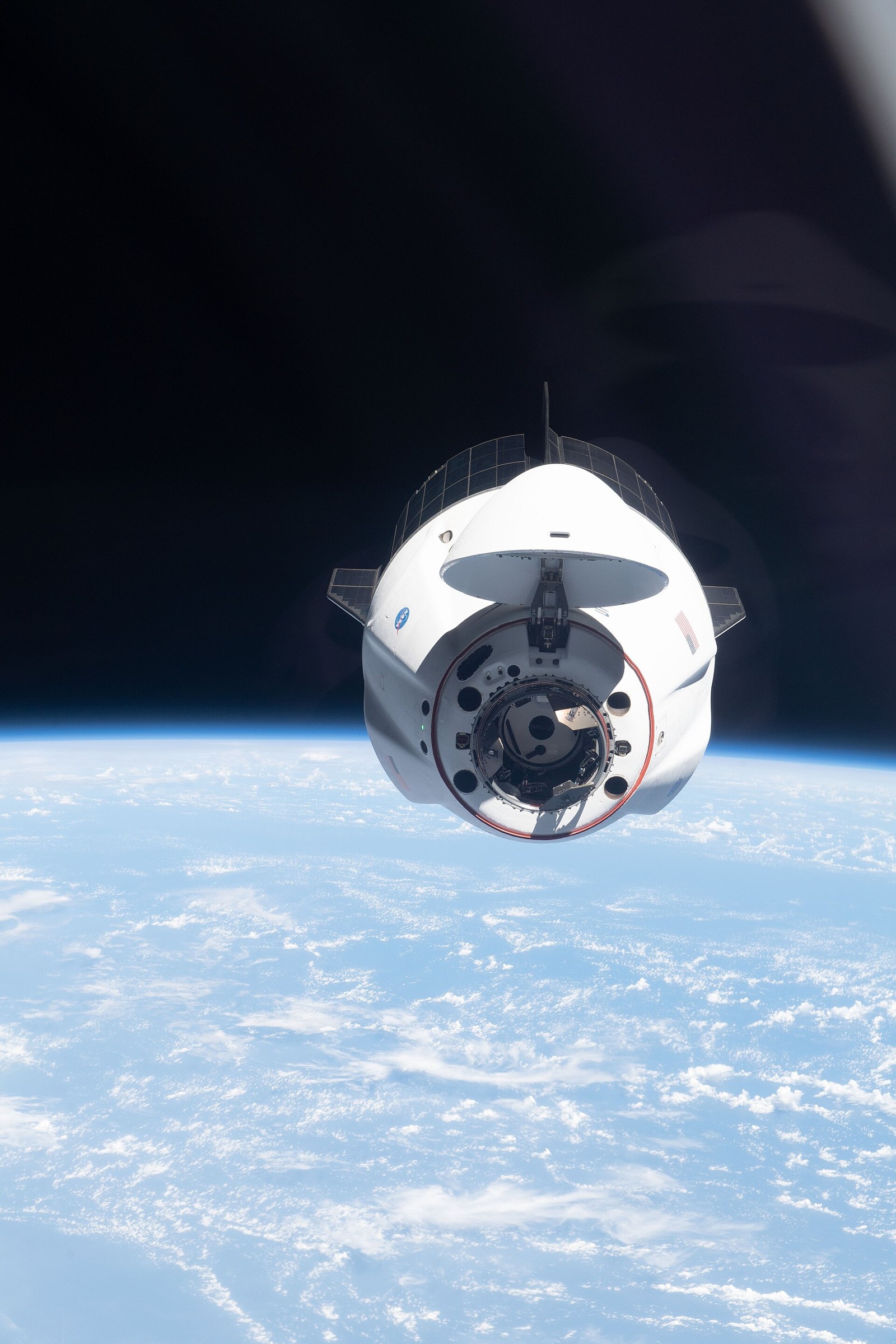 SpaceX, 100 Milyar Dolarlık Yeni Uzay Üssü Kuruyor: Hedef Yılda Binlerce Fırlatma — Meedye editoryal görseli