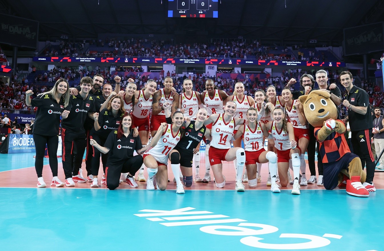 Filenin Sultanları Almanya'yı 3-1 Yenerek Avrupa Şampiyonası Yarı Finalinde — Meedye editoryal görseli