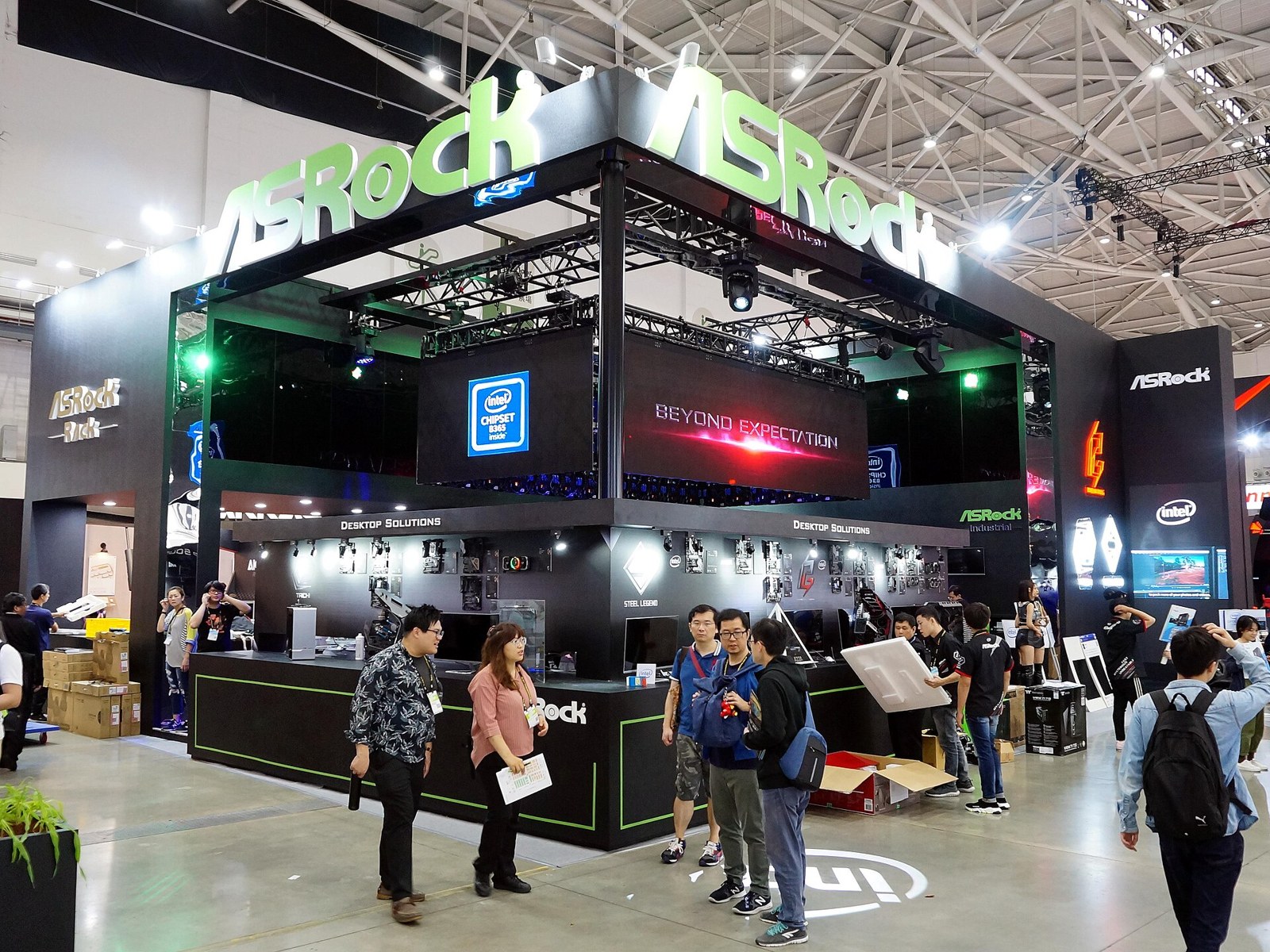 ASRock Güç Kaynağındaki 12V-2×6 Bağlantısı RTX PRO 6000 Sisteminde Eridi — Meedye editoryal görseli