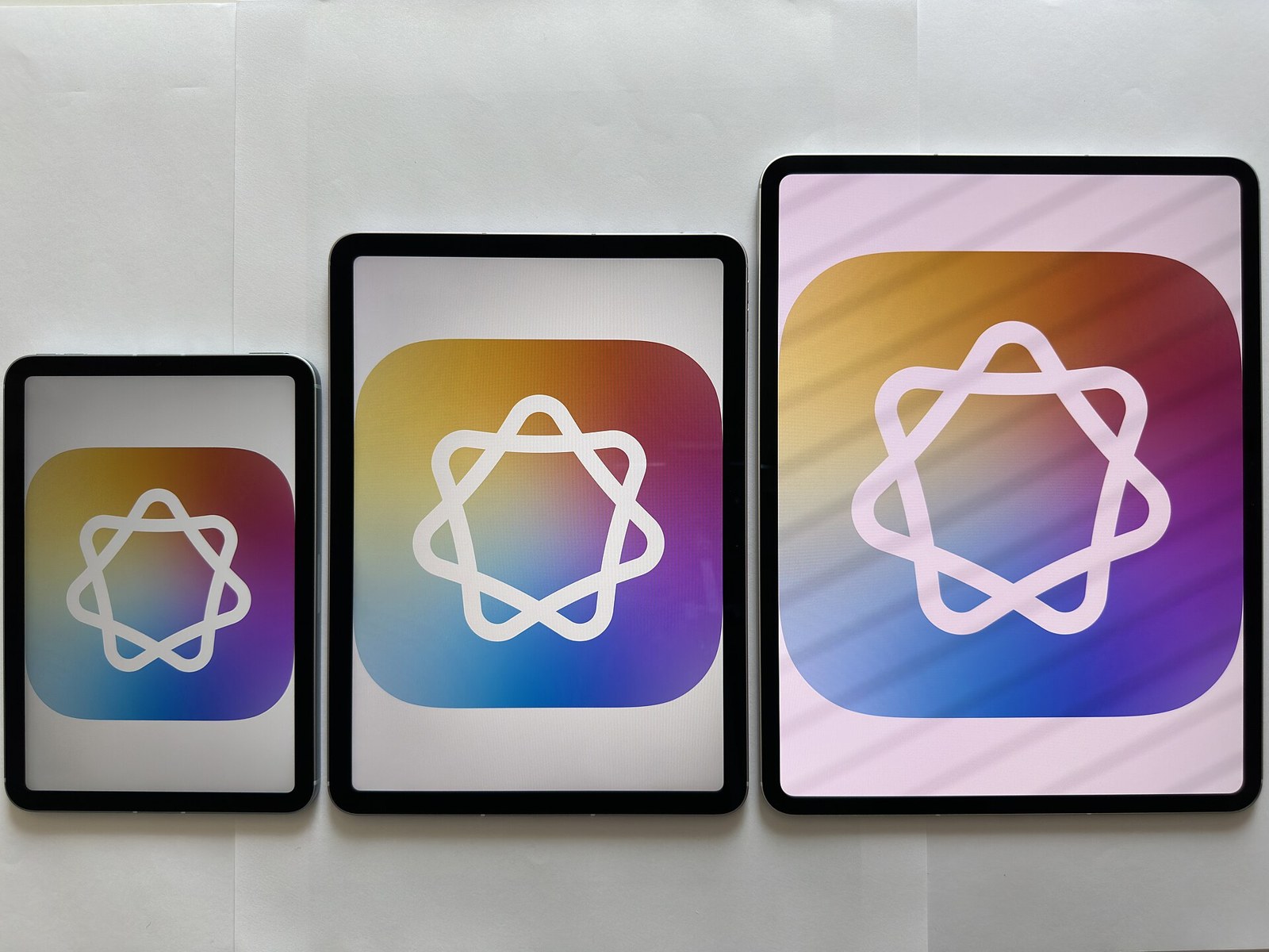 Arşiv fotoğrafı: iPad mini, iPad Air ve iPad Pro modellerinde çalışan Apple Intelligence.