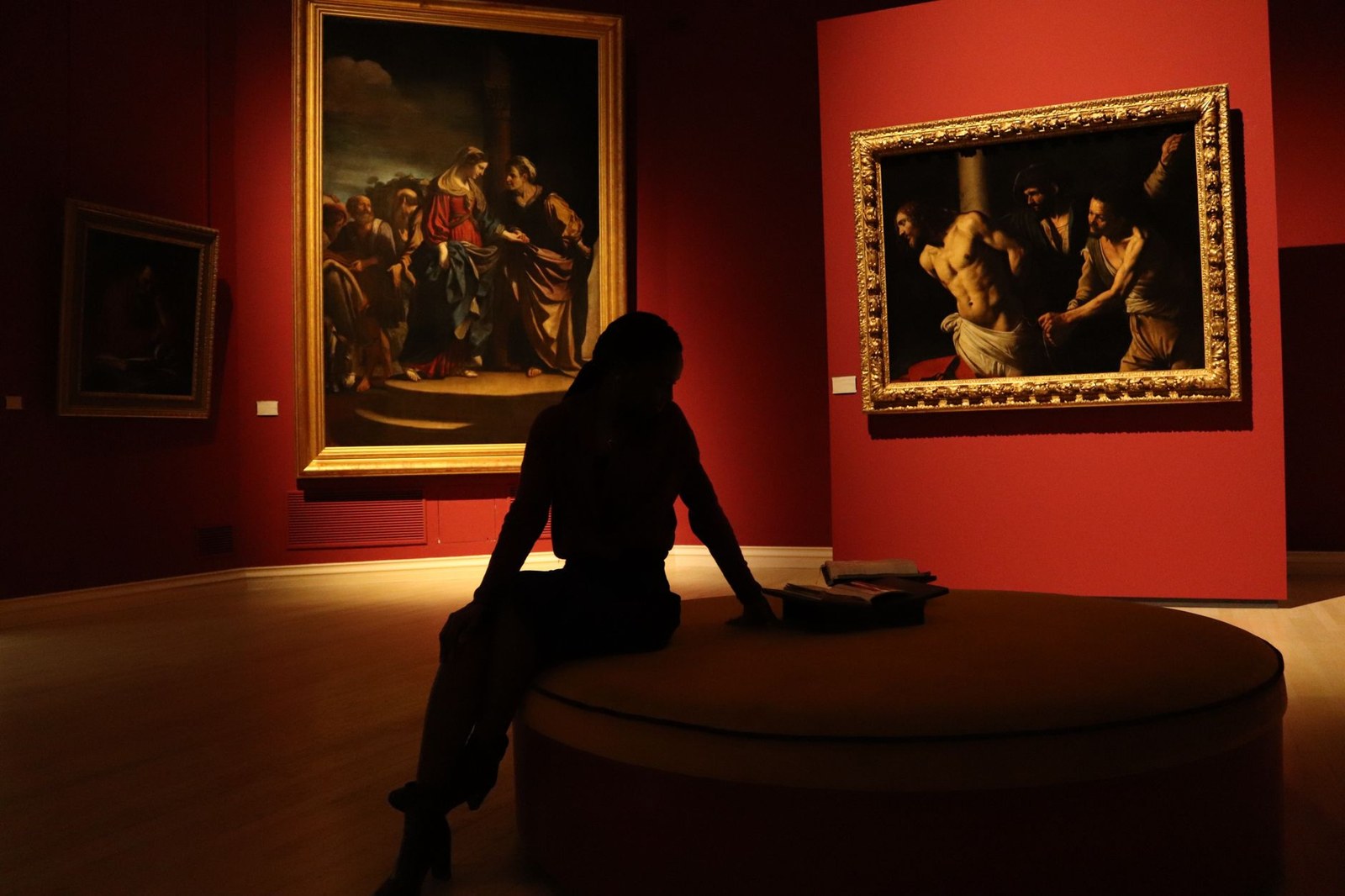 V&A Depo Çalışanları "Amazon Tarzı" Koşulları Protesto İçin Grev Kararı Aldı — Meedye editoryal görseli