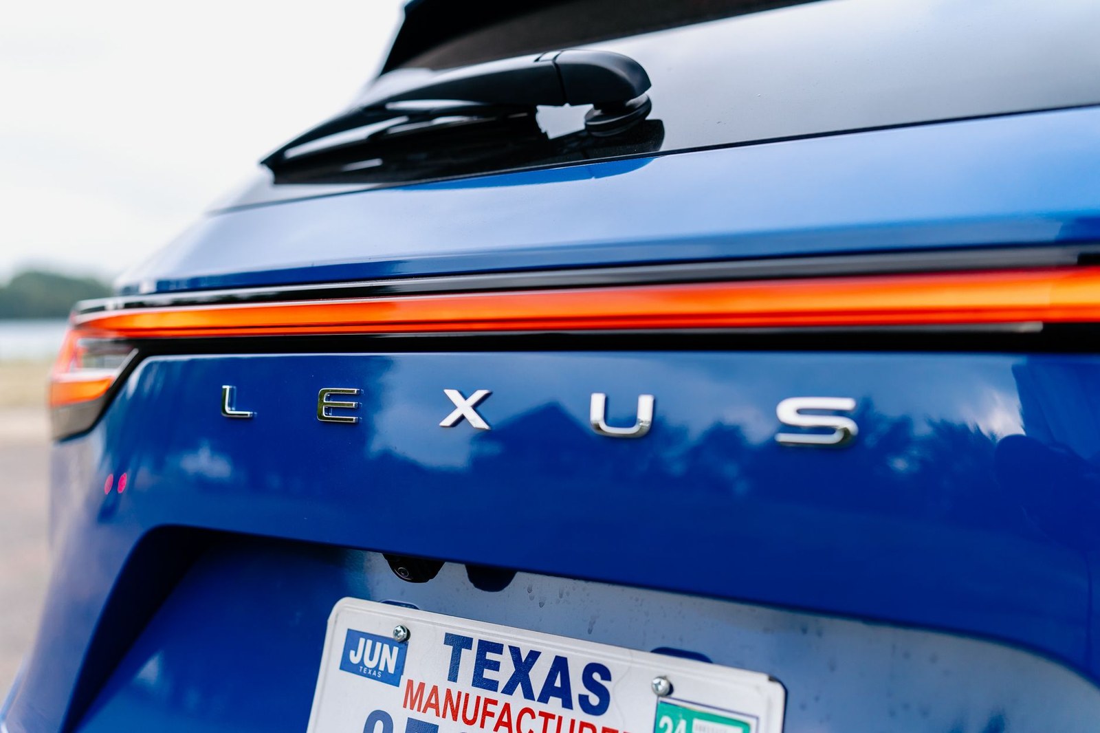 Makyajlı 2027 Lexus NX Tanıtıldı: Elektrikli Menzili ve Gücü Artırıldı — Meedye editoryal görseli