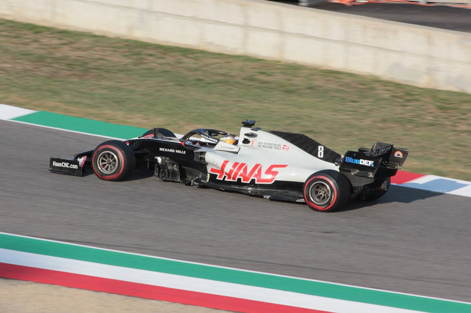 Arşiv fotoğrafı: Romain Grosjean, 2020 Toskana Grand Prix'si yarış gününde görülüyor.