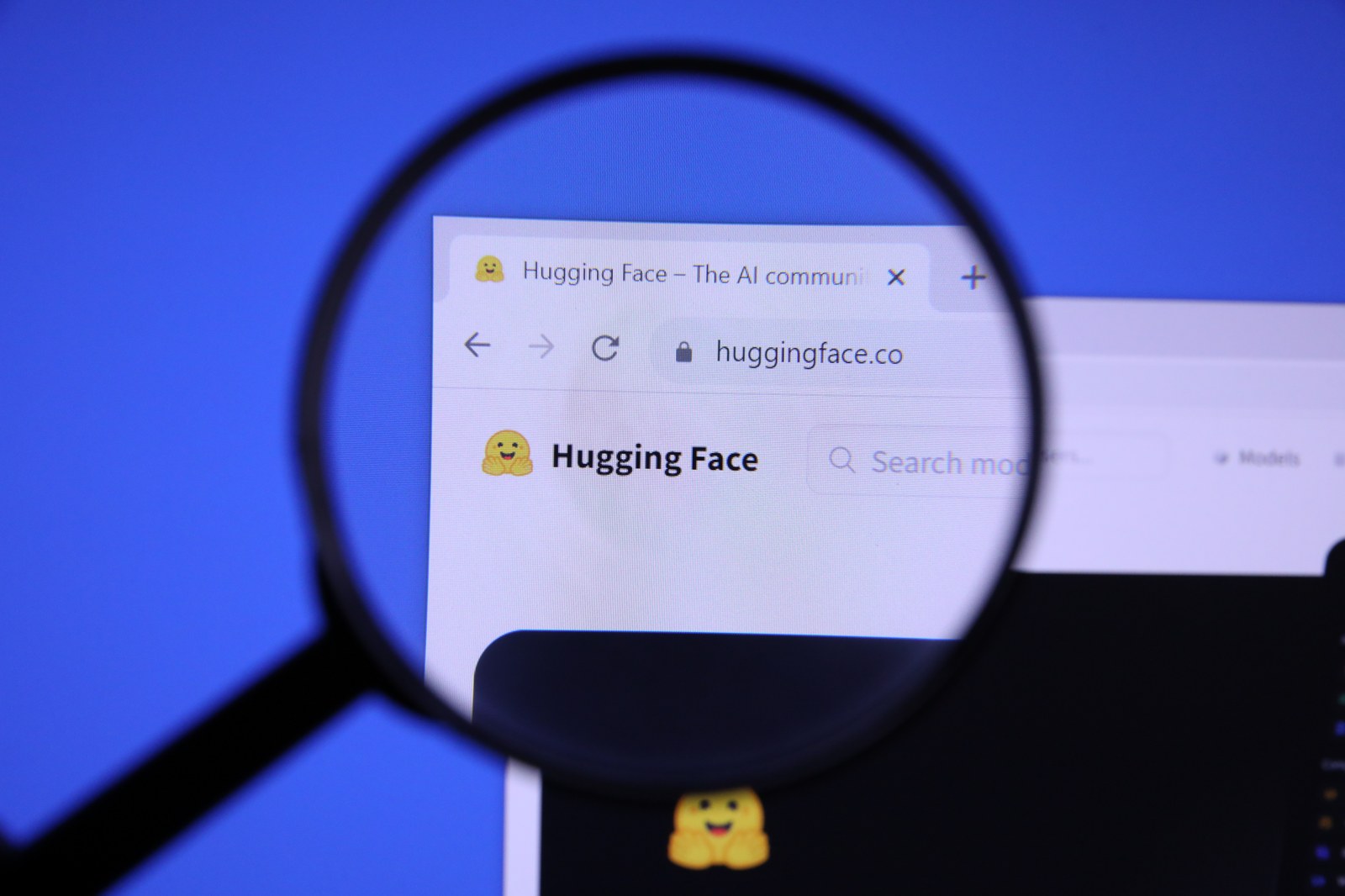 Hugging Face, Açık Kaynaklı ve Eğitilebilir Robotu Microduck'ı Tanıttı — Meedye editoryal görseli